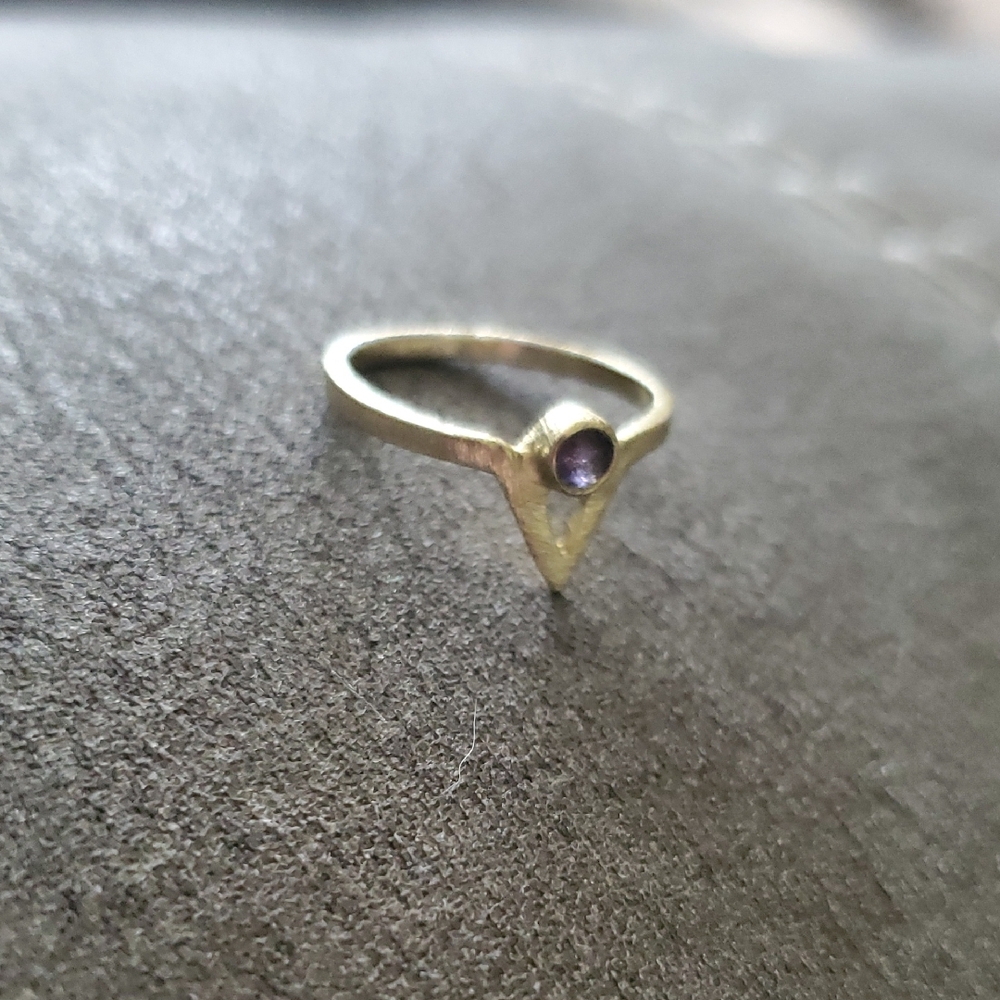 Gold Tone Pale Amethyst Chevron Ring | Minimalist Stackable | Sizes 4.5, 7, 8 - Picture 3 of 6